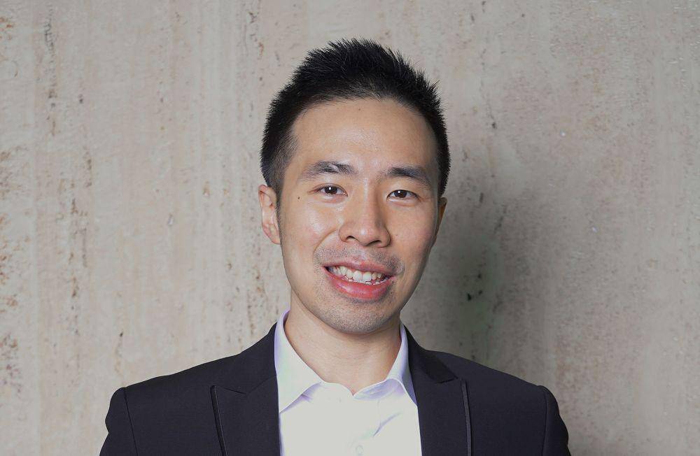 CEO F&B ID (Chatime) Devin Widya Krisnadi menjadi pembicara Indonesia Millennial and Gen-Z Summit (IMGS) 2023. (Dok. Instagram/indonesia.summit)
