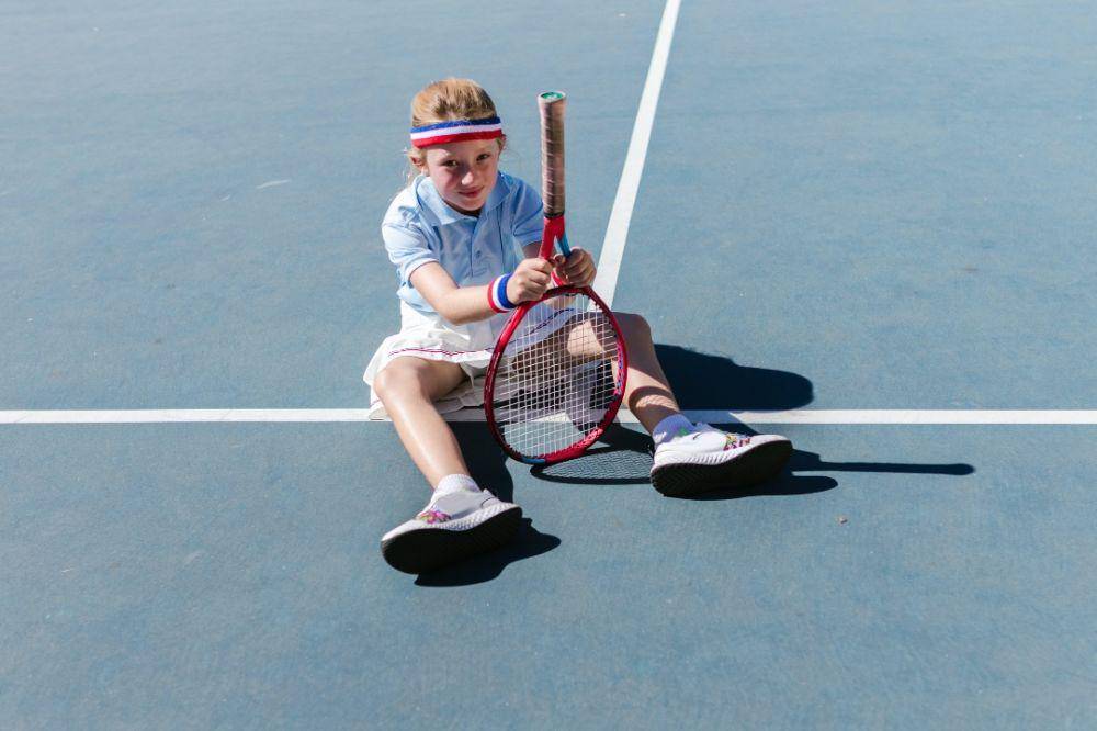 ilustrasi permainan tennis anak (pexels.com/RDNE Stock project)