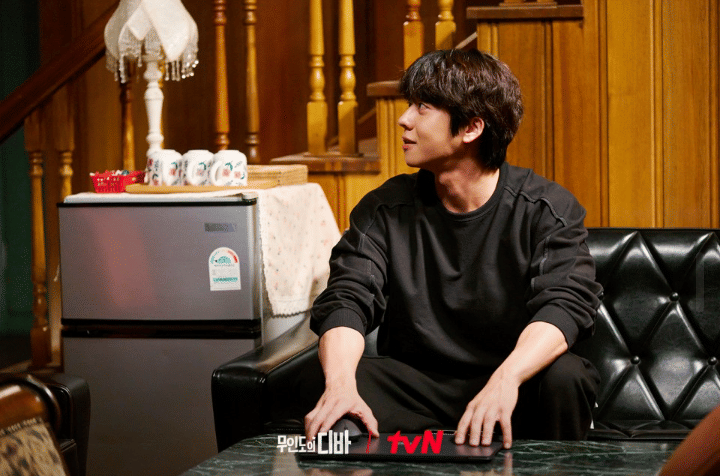 cuplikan drama Castaway Diva (dok. tvN/Castaway Diva)