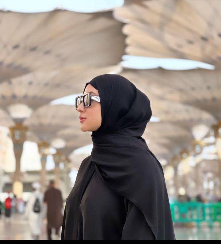 Margin dan ali syakieb umrah (Instagram.com/marhinw)