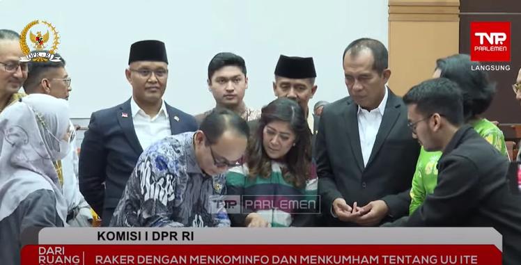 Revisi UU ITE Bakal Dibawa ke Paripurna untuk Disahkan