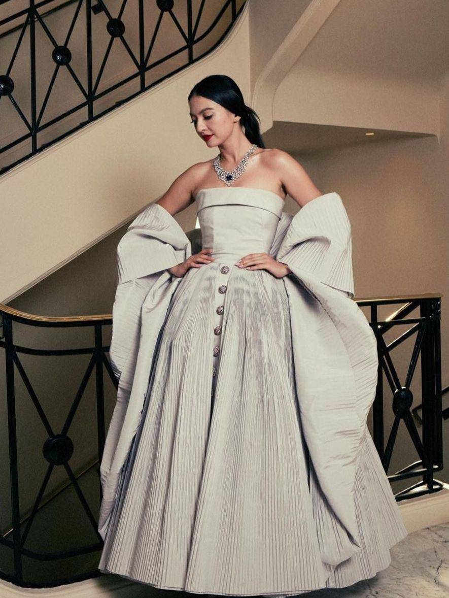 Raline Shah (instagram.com/ralineshah)