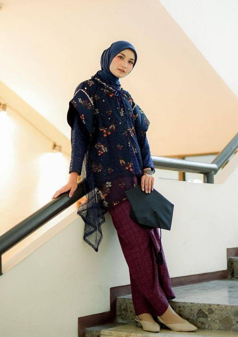 Style kondangan hijab (instagram.com/auliarahmatk)