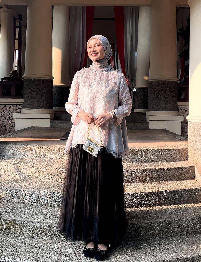 Style kondangan hijab (instagram.com/auliarahmatk)