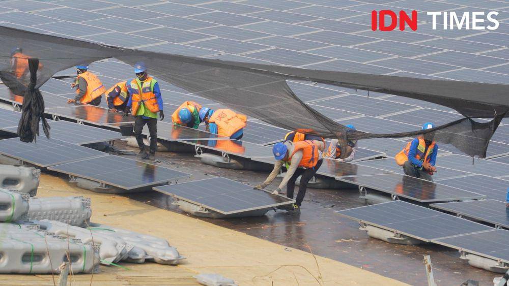 Peninjauan PLTS Terapung Cirata & Launching Nusantara e-Boat. (IDN Times/Fauzan)