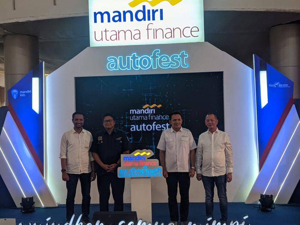 Pembukaan pameran otomotif MUF Auto Fest 2023 di Trans Studio Mall Makassar, Selasa (21/11/2023). (Dok. Istimewa)