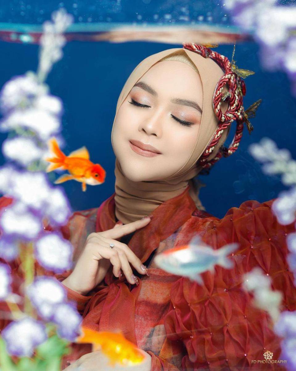 inspirasi makeup untuk hadiri acara resmi ala Ria Ricis (instagram.com/riaricis1795)