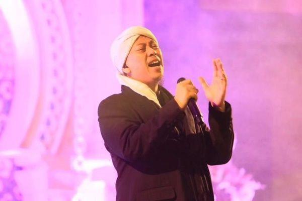 20 Lagu Religi Terpopuler, Bikin Hati Sejuk Seketika