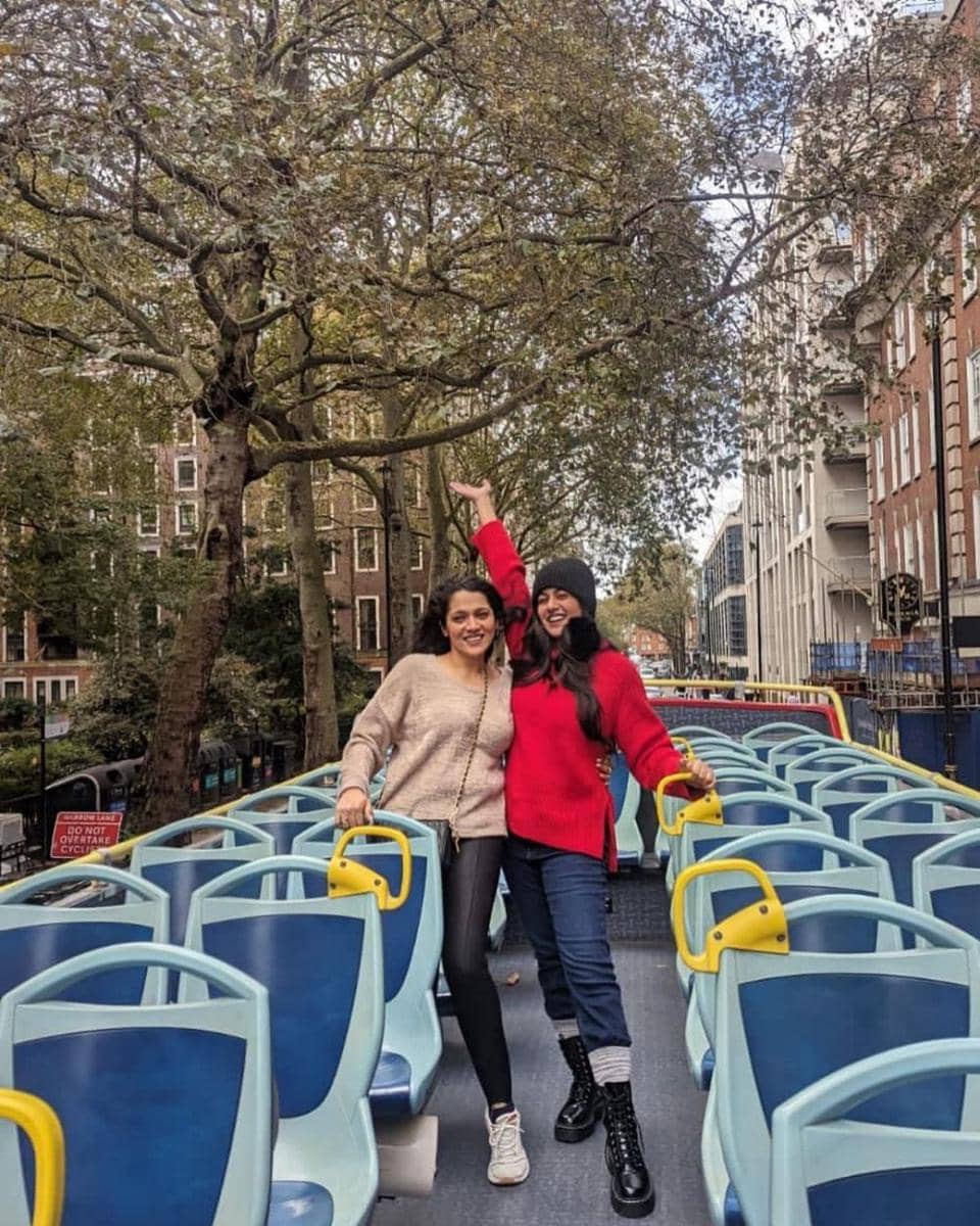 Ishita Dutta dan keluarga (instagram.com/ishidutta)