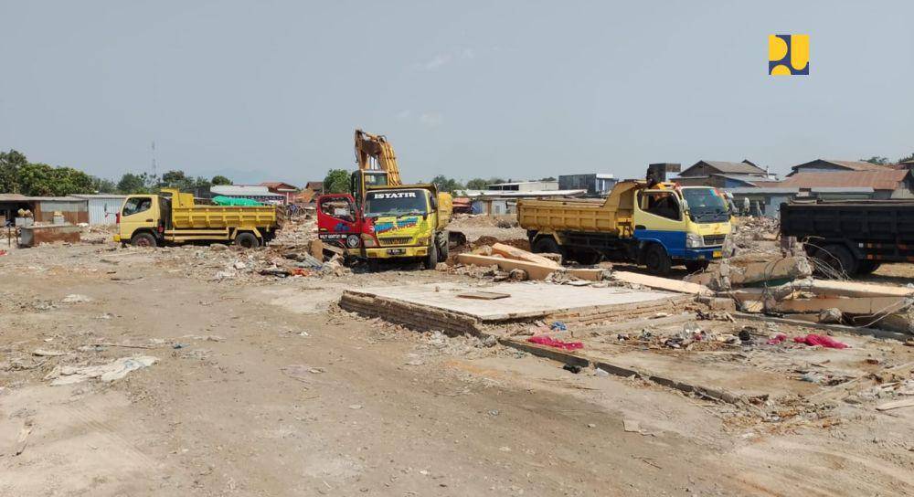 Proses renovasi Pasar Sila. (dok. Kementerian PUPR)