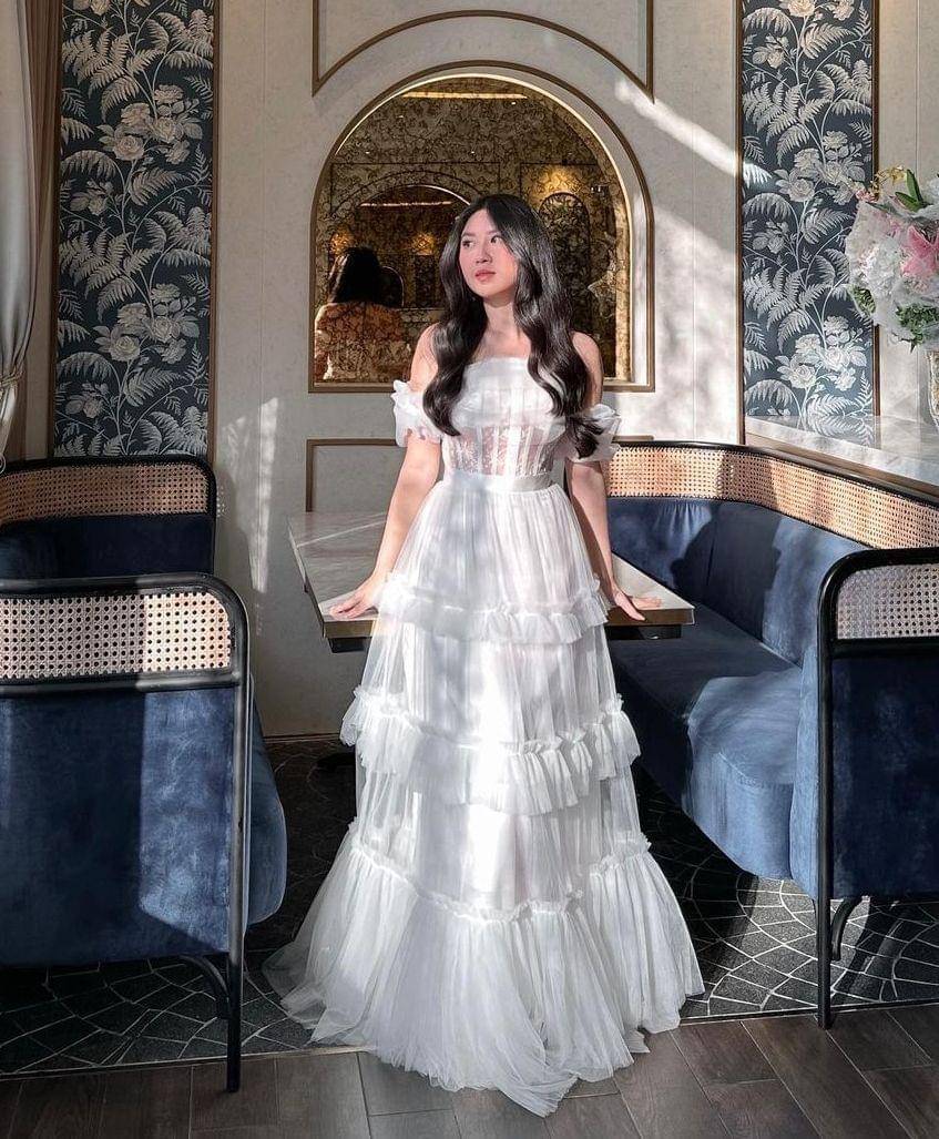 Dress girly ala pinterest (instagram.com/natassatanis)