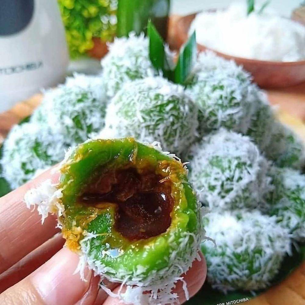 kue klepon (instagram.com/resep.bakingcooking)