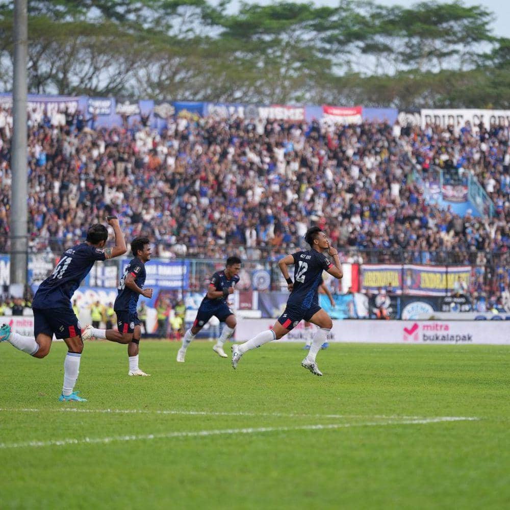 Rizky Dwi saat berseragam Arema FC. (Instagram/@rizkydwi_12)