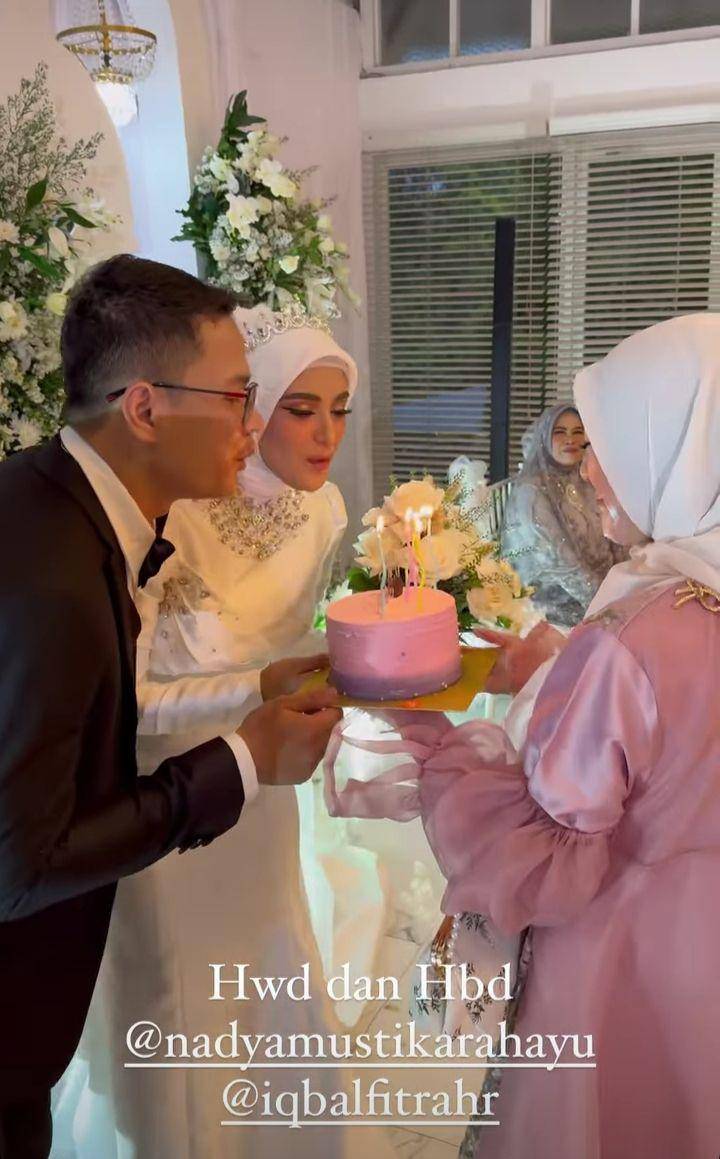 Larissa Chou hadiri pernikahan Nadya Mustika (Instagram.com/ikram_rsd)