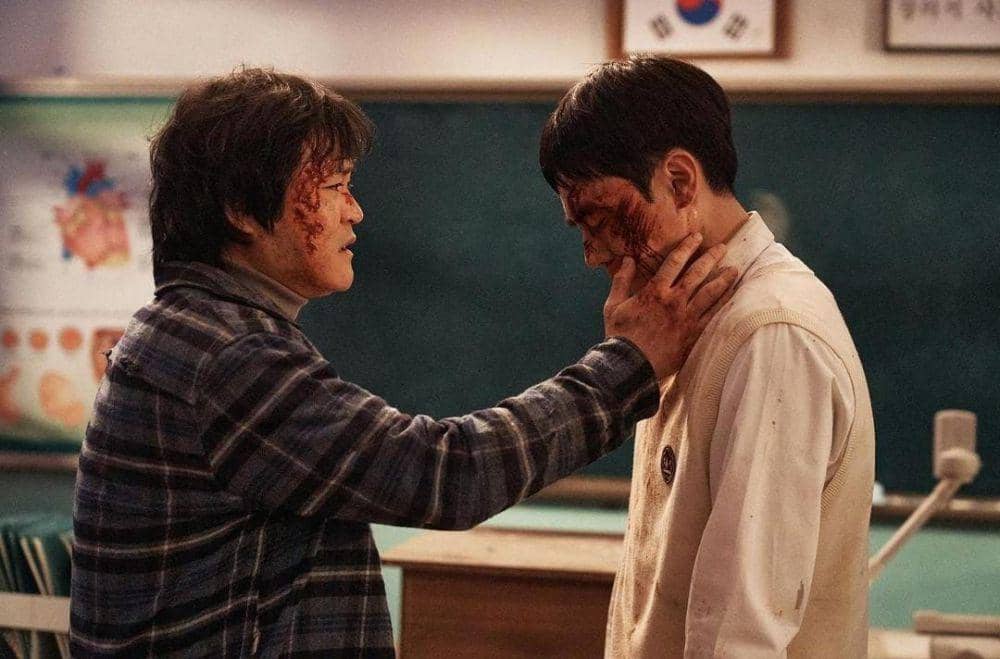 Kim Sung Kyun dan Kim Do Hoon di drama Moving (instagram.com/7imdohoon)