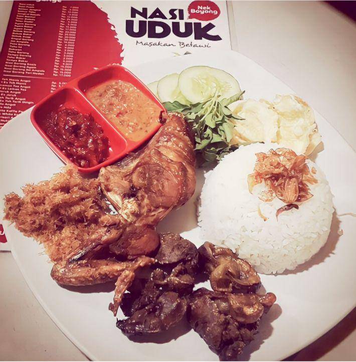 potret makanan Nasi Uduk Nek Boyong (instagram.com/nekboyong)