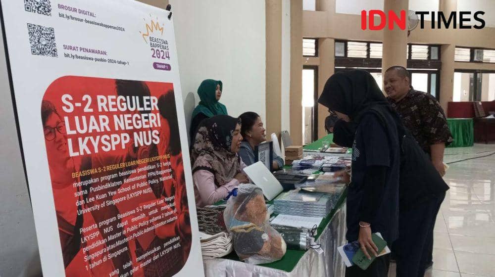 Pelajar dan mahasiswa NTB berburu beasiswa. (IDN Times/Muhammad Nasir)