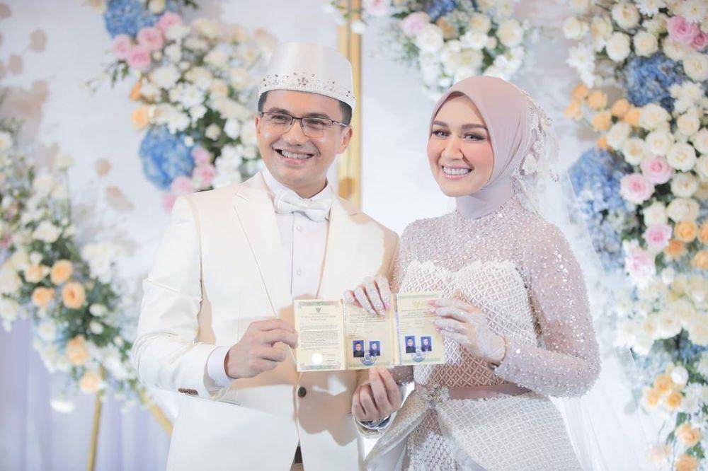 potret pernikahan Sahrul dan Dine (instagram.com/dine.pearl)