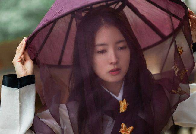 Lee Se Young sebagai Park Yeon Woo di drama The Story Of Park's Marriage Contract (dok.MBC Drama/The Story Of Park's Marriage Contract )