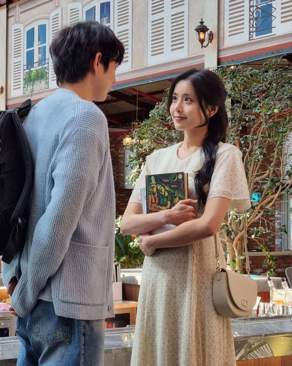 Han Joon O dan Jung Yi Seul (instagram.com/bonheur_shinhye_may)