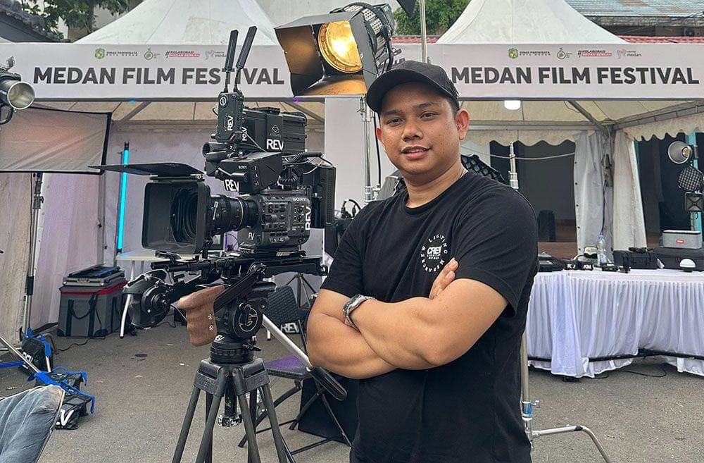 Owner Rev Picture, Iand Iroll Ginting (Dok. IDN Times)