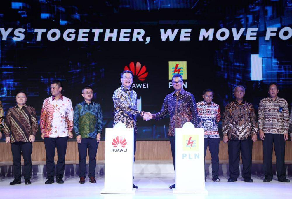 PT PLN (Persero) bersama Huawei Indonesia meresmikan kerja sama Joint Innovation Center (JIC) dalam upaya percepatan pengembangan dan adaptasi teknologi baru, infrastruktur digital, serta transformasi digital guna mendukung langkah transisi energi di Indonesia. (Dok. PLN)
