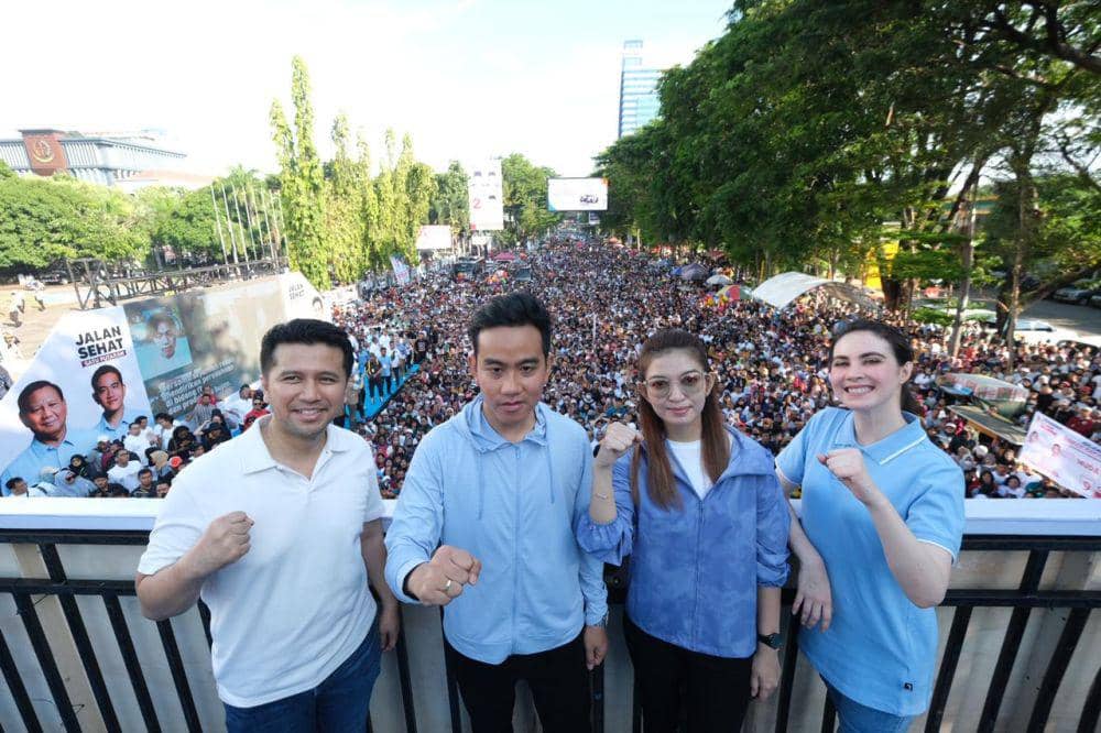 Calon Wakil Presiden Gibran Rakabuming Raka hadir jalan sehat di CFD Sudirman, Makassar, Minggu (25/11/2023). Dok. IDN Times/Istimewa