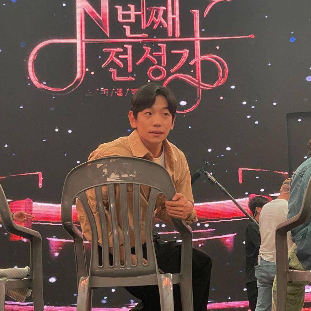 Park Yong Gwan di drakor Castaway Diva (instagram.com/value_j.hyup)
