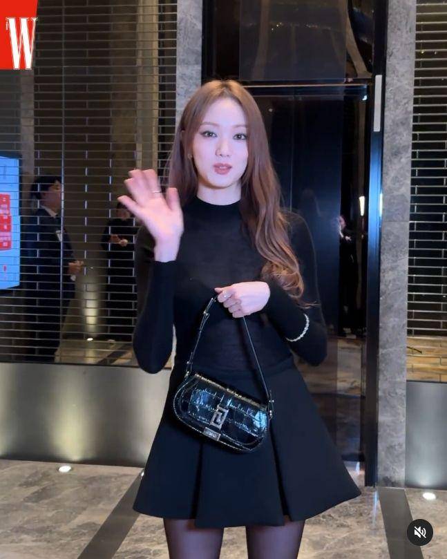 Artis Korea hadir di LOVEYOURW2023 (Instagram.com/wkorea)