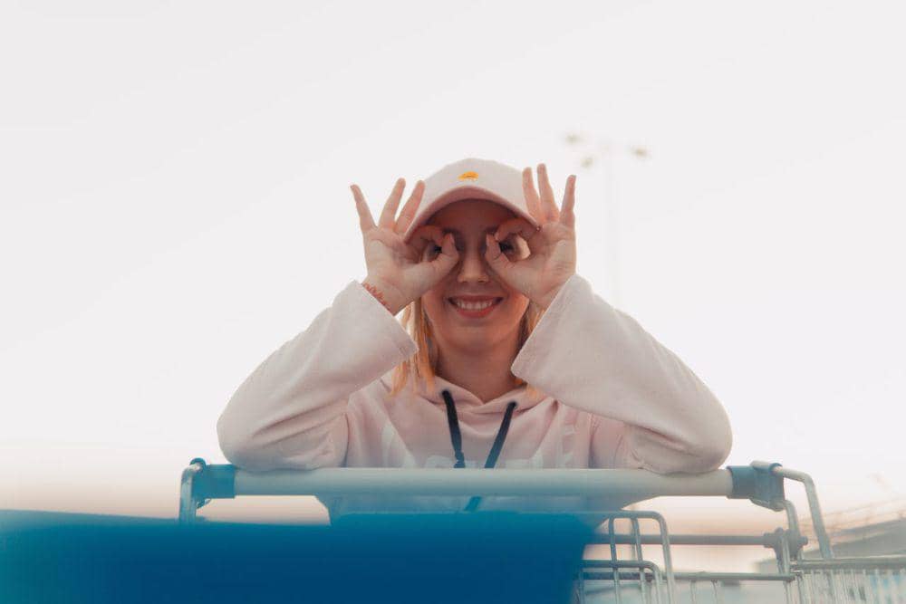 8 Kiat Jaga Energi Positif dalam Diri, Saring Informasi yang Masuk