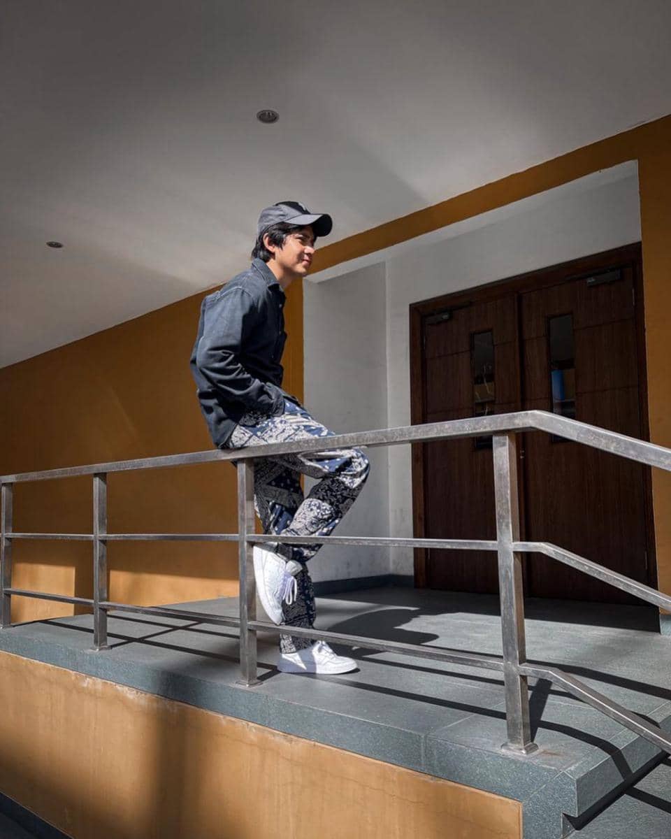 daily outfit Arbani Yasiz (instagram.com/arbaniyasiz/)