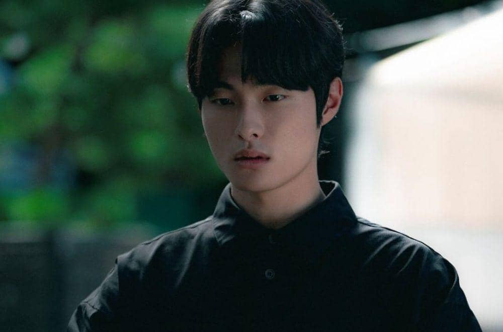 Yoon Chan Young di Delivery Man (instagram.com/channel.ena.d)