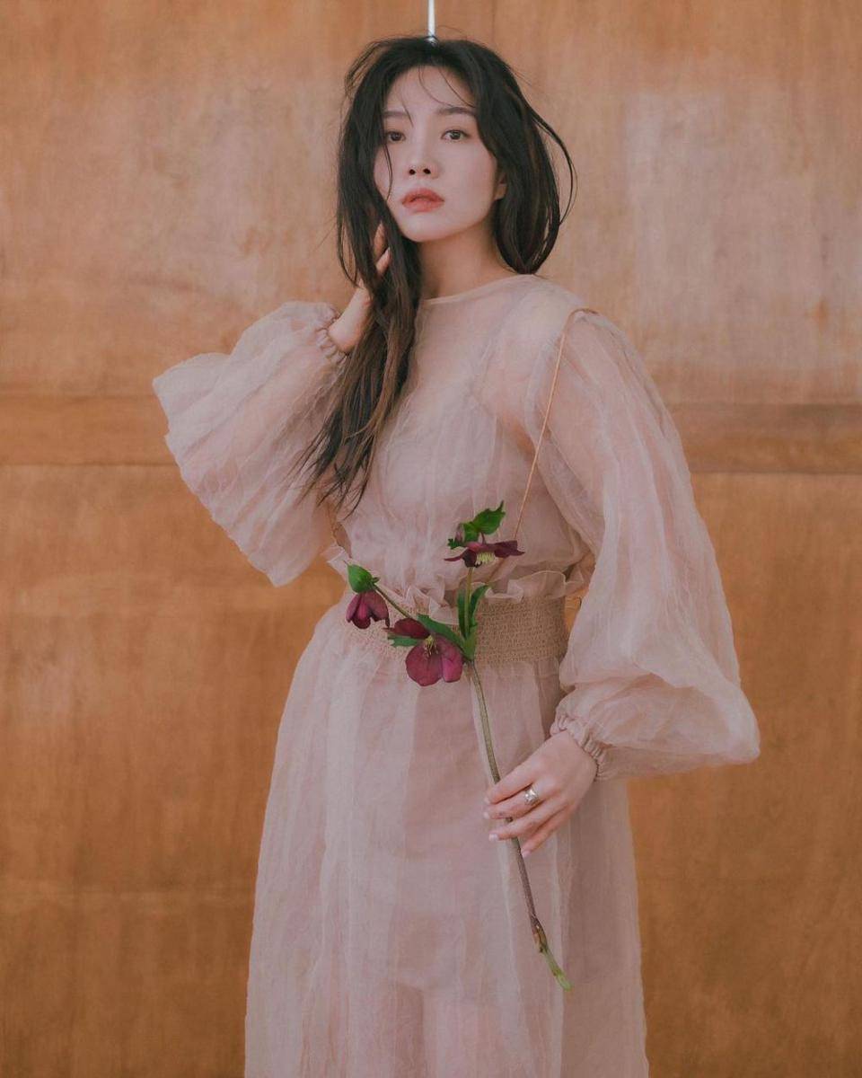 Choi Hee Seo (instagram.com/lunadelizia)