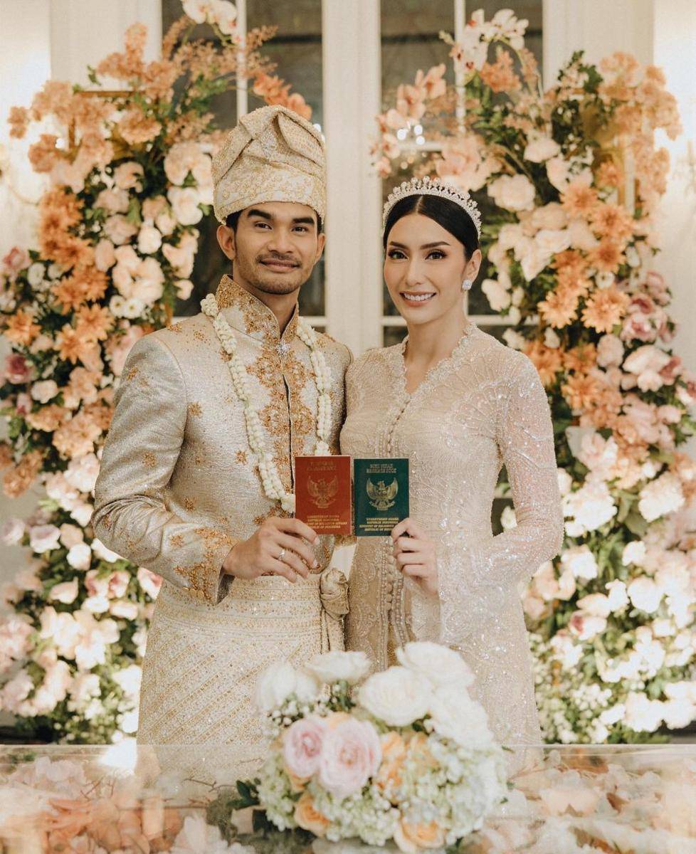 potret pernikahan Tyas dan Tezi (instagram.com/tyasmirasih)