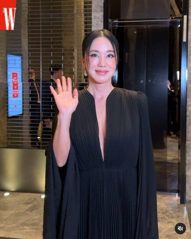 Artis Korea hadir di LOVEYOURW2023 (Instagram.com/wkorea)