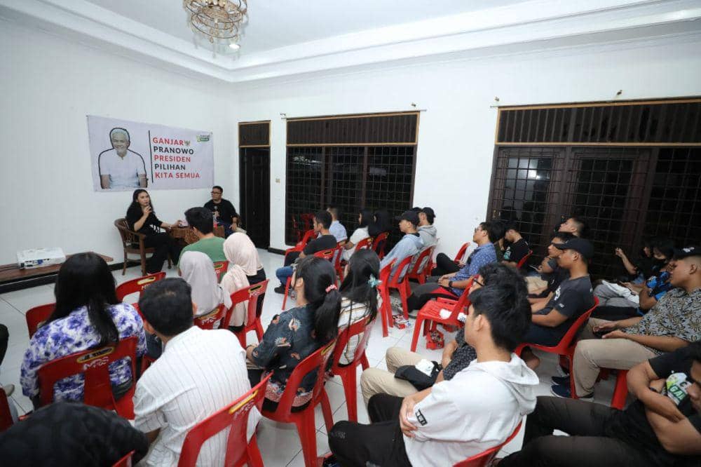 Civitas Ganjar Sosialisasikan Satu Keluarga Miskin Satu Sarjana