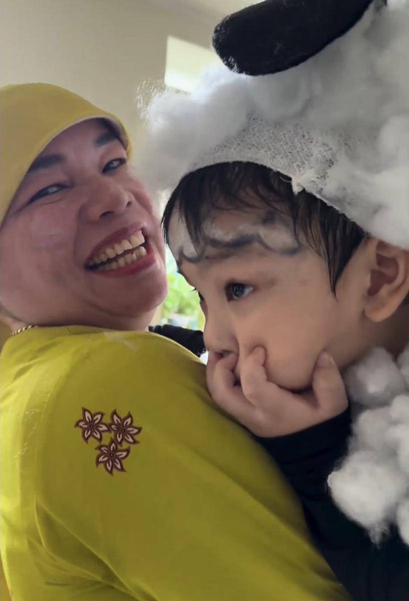 potret Gala Sky perdana tampil di pensi sekolah (Instagram.com/dewizuhriati)