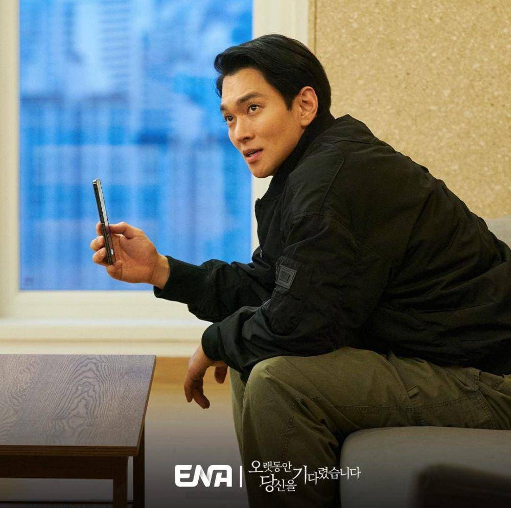 Lee Gyu Han di drama Longing for You (instagram.com/channel.ena.d)