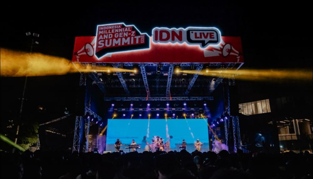 Begini Keseruan Hari Kedua Indonesia Millennial and Gen-Z
Summit 2023!