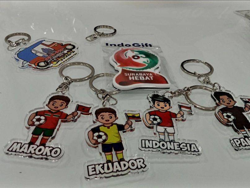 Souvenir yang ada di Piala Dunia U-17 Kota Surabaya. Dok. Indogift
