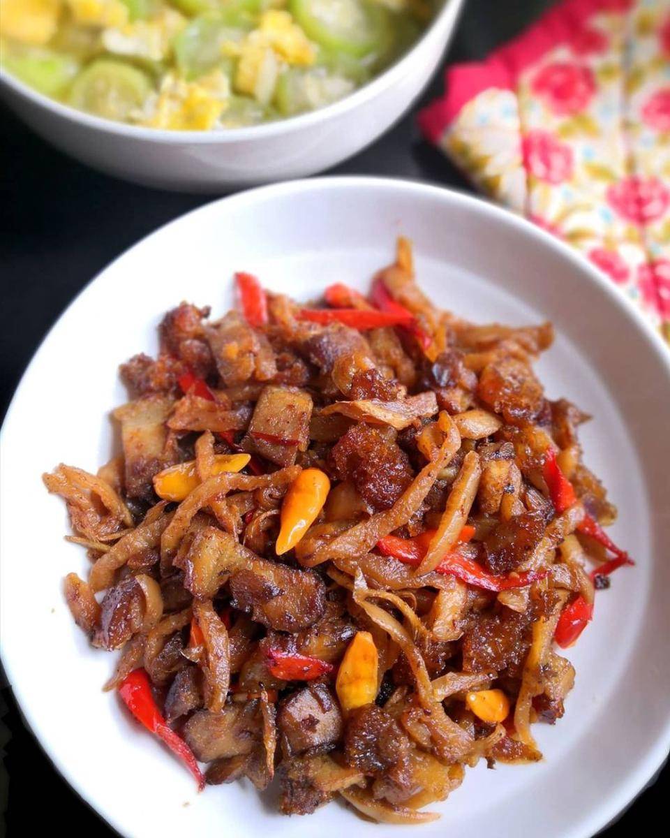 tumis caipoh (instagram.com/maybelin_ma)