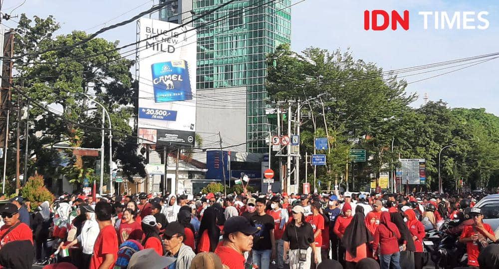 Jalan Sehat Perjuangan Ganjar-Mahfud di Kota Makassar, Minggu (26/11/2023). IDN Times/Dahrul Amri Lobubun