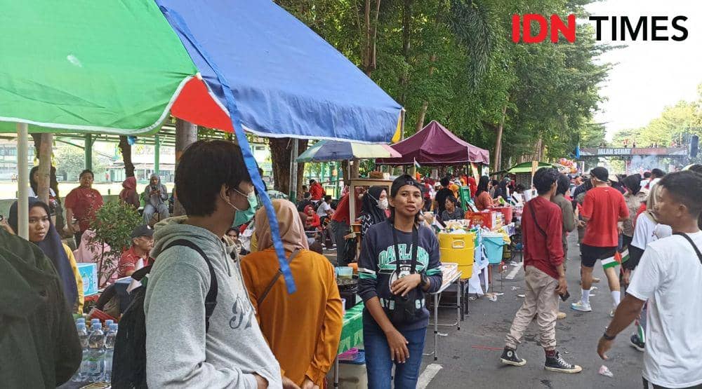 Dagangan CFD Sepi Pembeli saat Jalan Sehat Ganjar-Mahfud di Makassar