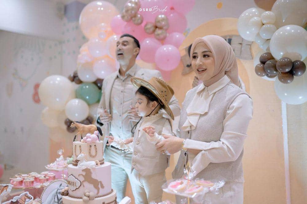 potret keluarga Ali Syakieb (instagram.com/marginw)