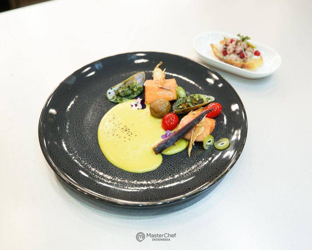 Potret gohu canapes, salmon confit, mussels moules, dan bechamel tuturuga ala Kiki MasterChef Indonesia (instagram.com/kiki.mci11)