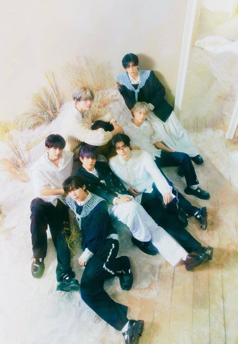 mini album kelima ENHYPEN "ORANGE BLOOD" (twitter.com/BELIFTLAB)