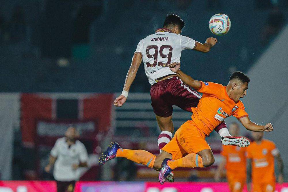 Persis Solo dalam laga menghadapi Borneo FC di Liga 1 2023/2024 putaran kedua. (instagram.com/persisofficial)