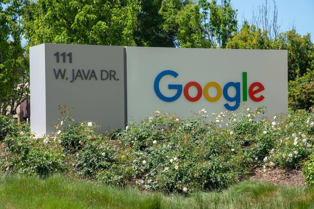 Ilustrasi kantor Google (unsplash/@gregbulla)