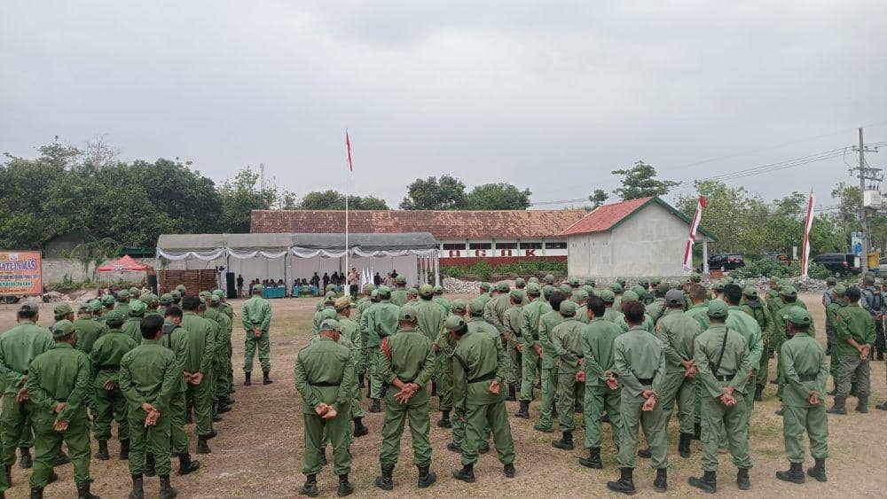 Sebanyak 372 Linmas se Kecamatan Parang siap amankan pemilu serentak 2024/ IDN Times/ Riyanto