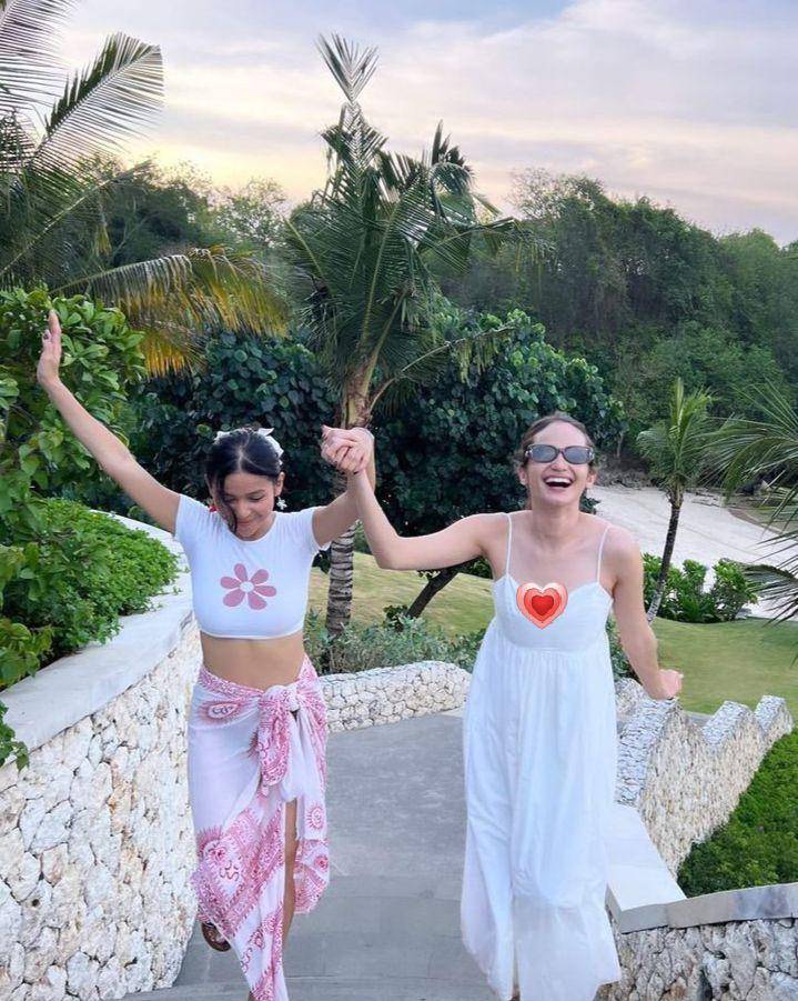 potret Enzy Storia liburan di Bali bareng bestie (instagram.com/rizromauli)